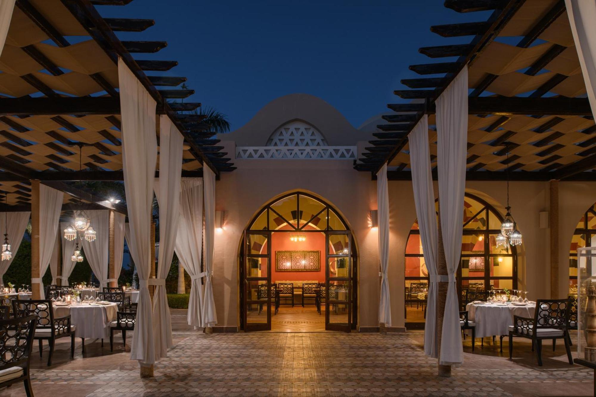 Iberotel Redsina Sharm el-Sheikh Ngoại thất bức ảnh The restaurant at the hotel